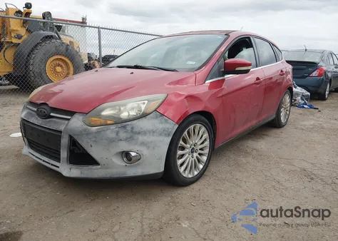 2012 Ford Focus Titanium из США, поврежденный, VIN 1FAHP3N24CL355210